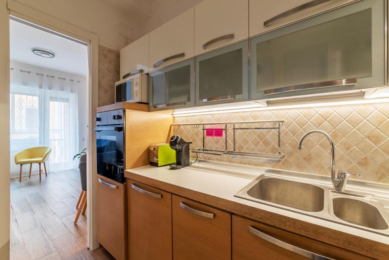 Piazza Re Di Comfy Lägenhet Rom