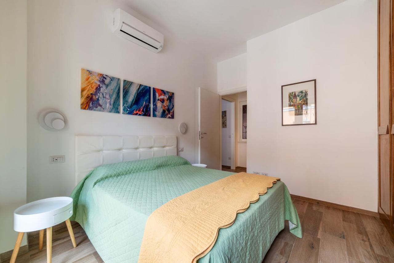 Lägenhet Piazza Re Di Comfy Rom